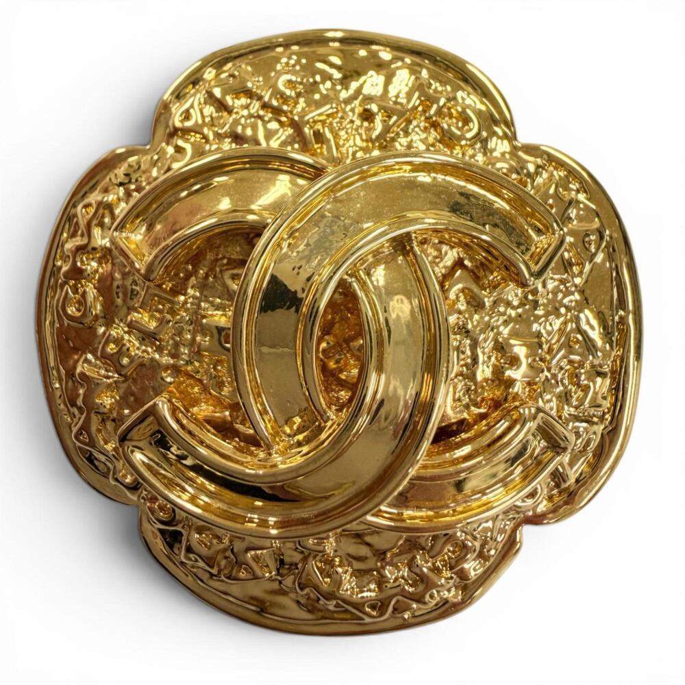 CHANEL Vintage Gold Logo Brooch